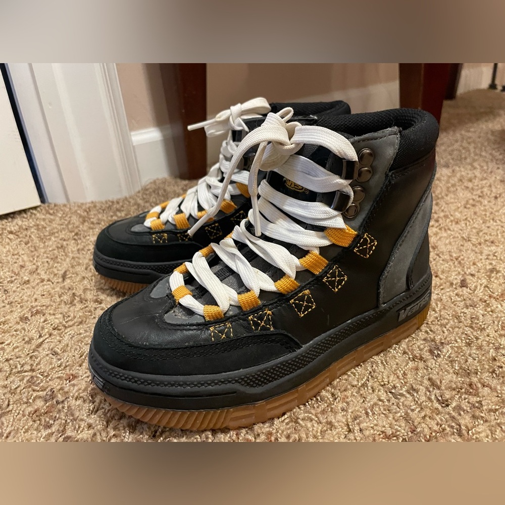 VANS SNOWBOARD BOOTS DANIEL FRANCK Size 5